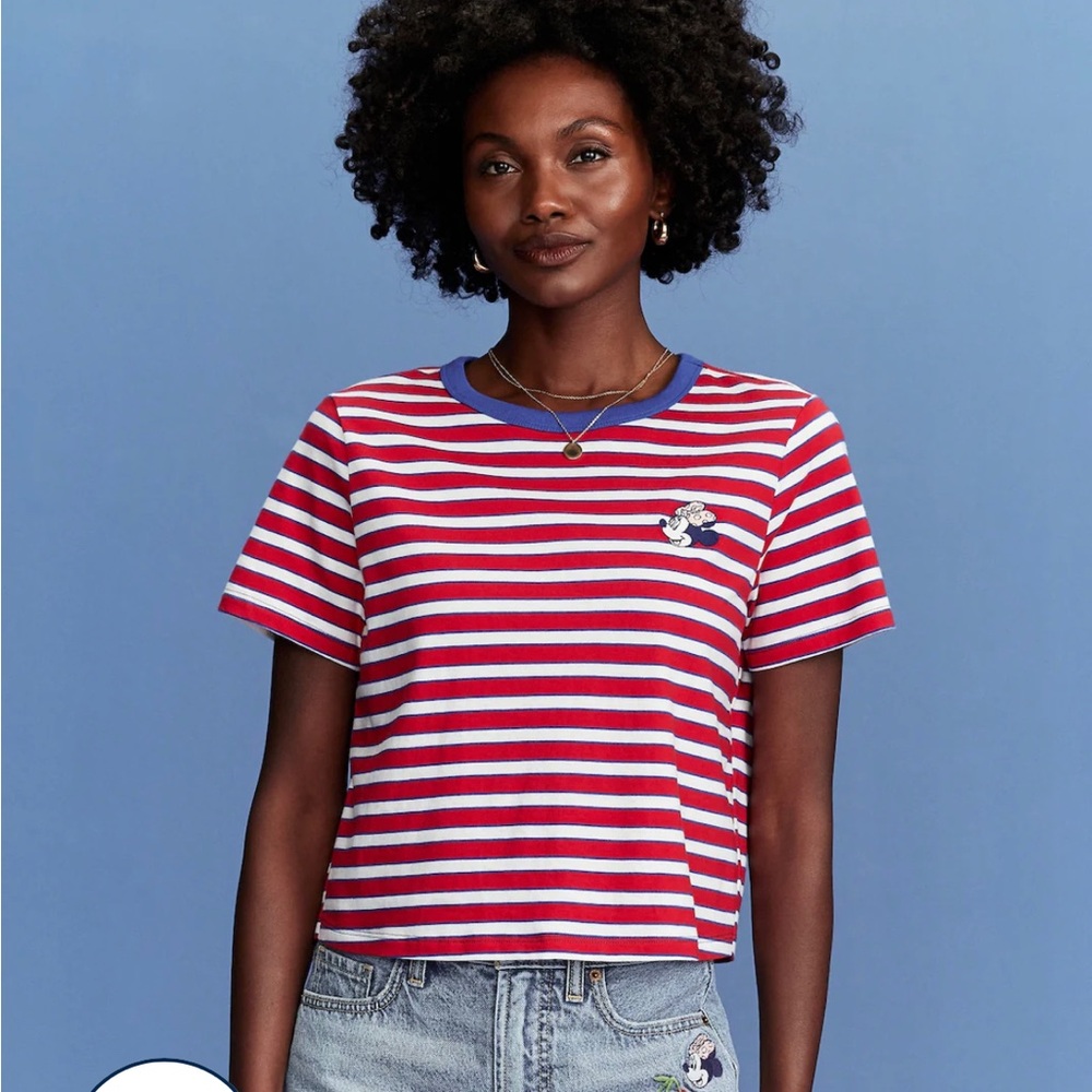 Old Navy Disney Red and White Fitted Crop T-Shirt
